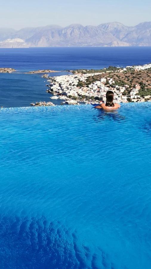 Villa Estee, Luxury Villa With Private Infinity Pool And Jacuzzi 엘운다 외부 사진
