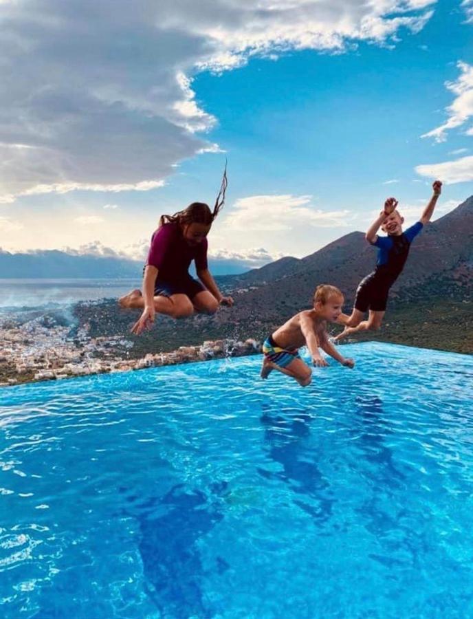 Villa Estee, Luxury Villa With Private Infinity Pool And Jacuzzi 엘운다 외부 사진