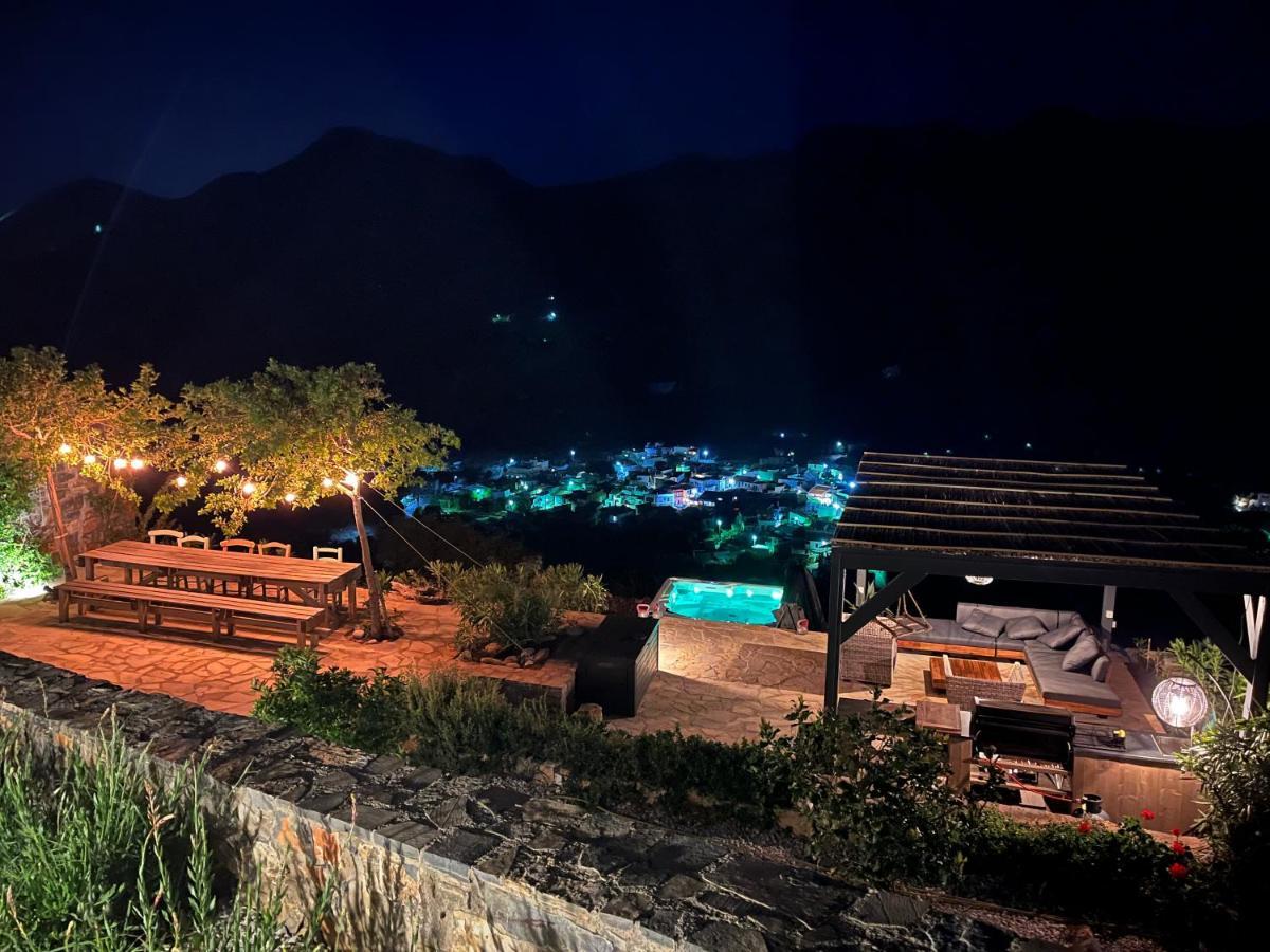 Villa Estee, Luxury Villa With Private Infinity Pool And Jacuzzi 엘운다 외부 사진