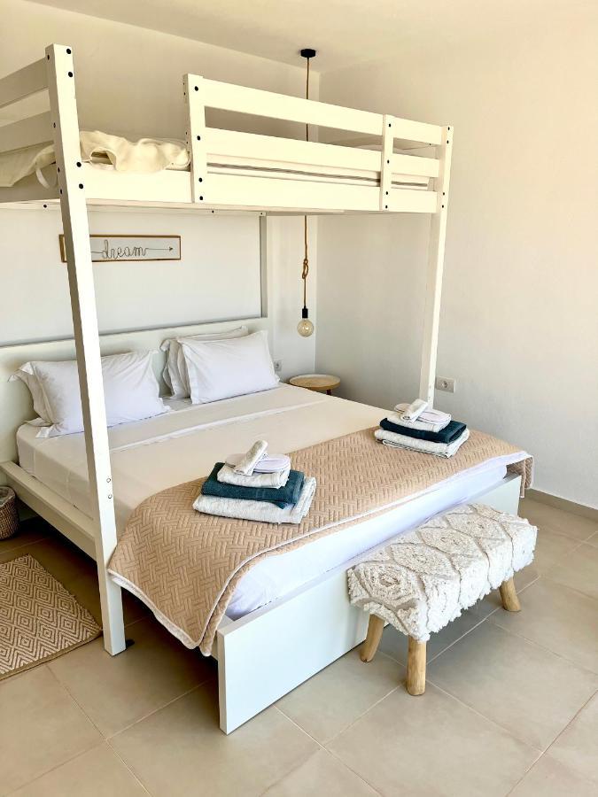 Villa Estee, Luxury Villa With Private Infinity Pool And Jacuzzi 엘운다 외부 사진