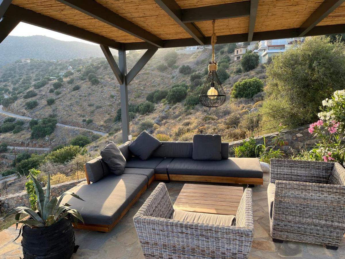 Villa Estee, Luxury Villa With Private Infinity Pool And Jacuzzi 엘운다 외부 사진