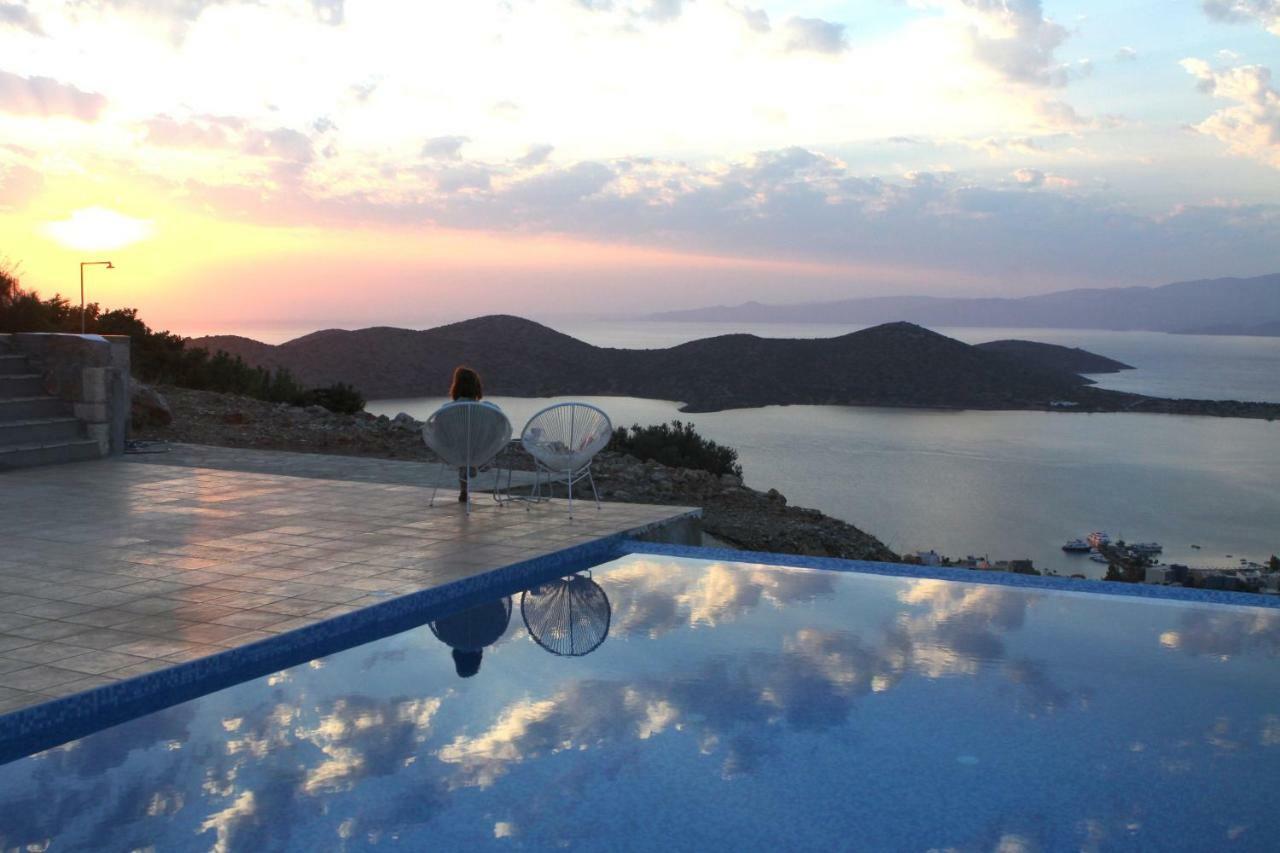 Villa Estee, Luxury Villa With Private Infinity Pool And Jacuzzi 엘운다 외부 사진